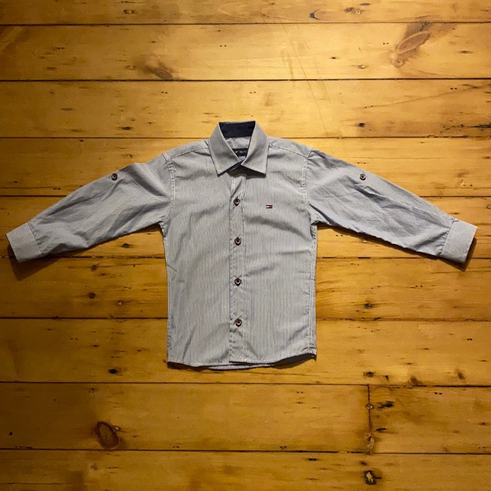 Boys Tommy Hilfiger shirt. Size 92. For a 3 year old.